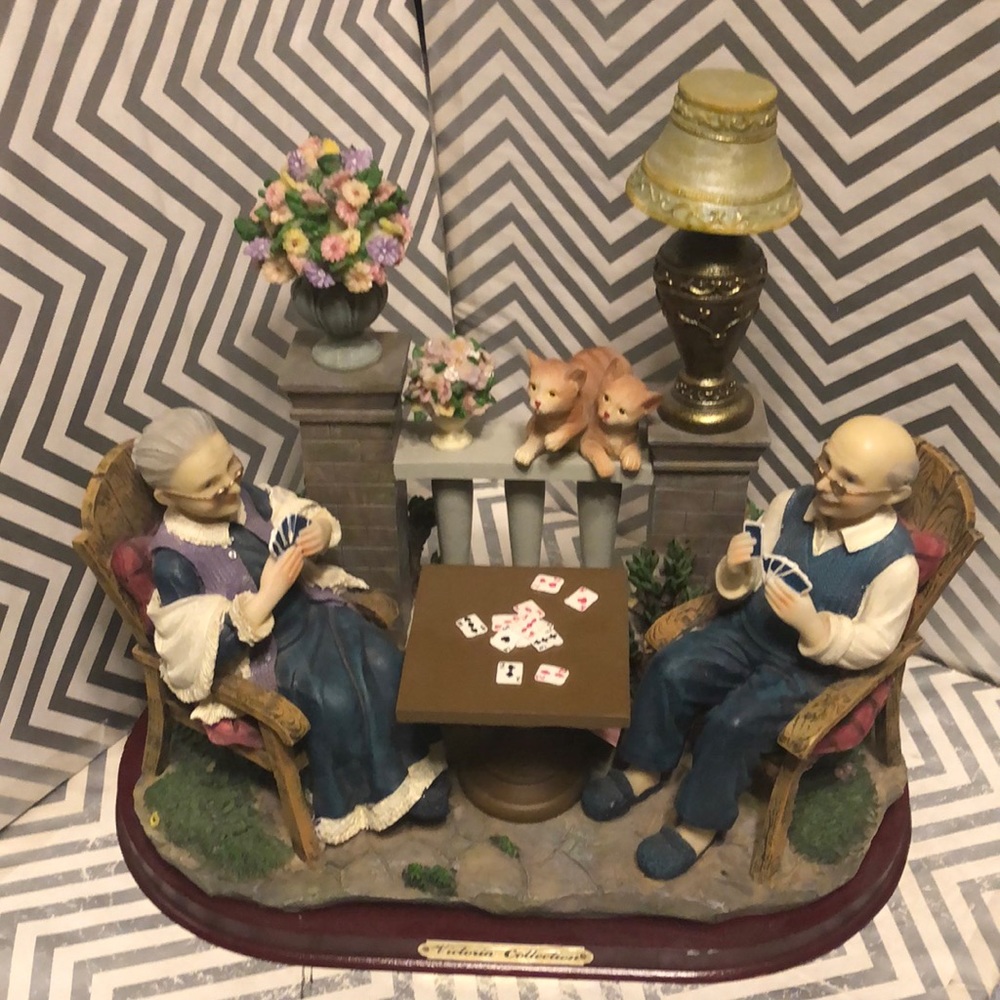 Victoria Collection Figurine Joanna & John 2003